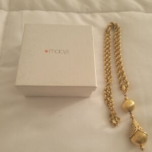 Moen Gold Pendant Necklace